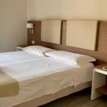 Hotel Villaggio Casarossa Crotone Ngoại thất bức ảnh