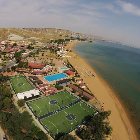 Hotel Villaggio Casarossa Crotone Ngoại thất bức ảnh